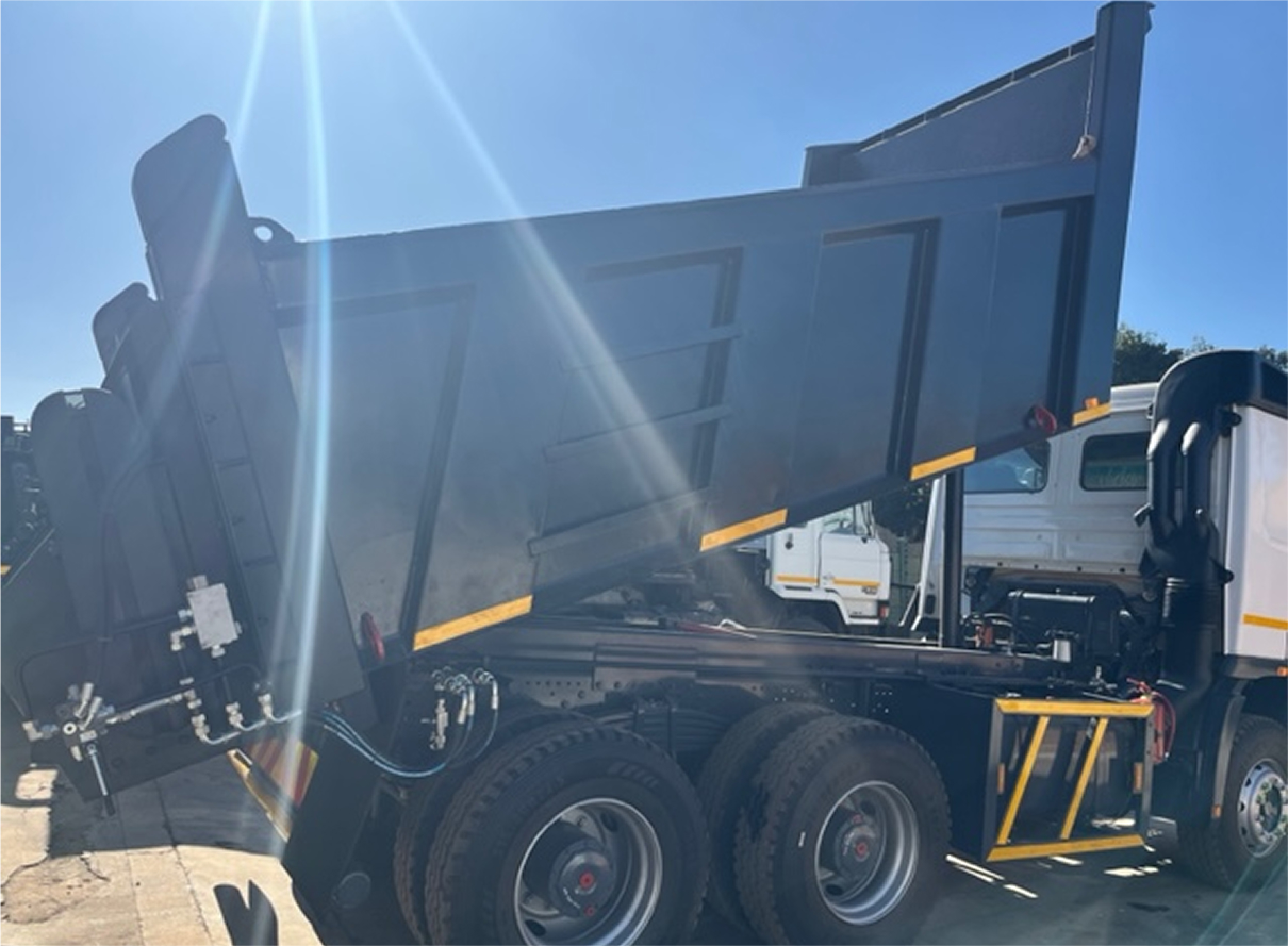 Tailgate Chip Spreader Gallery 5